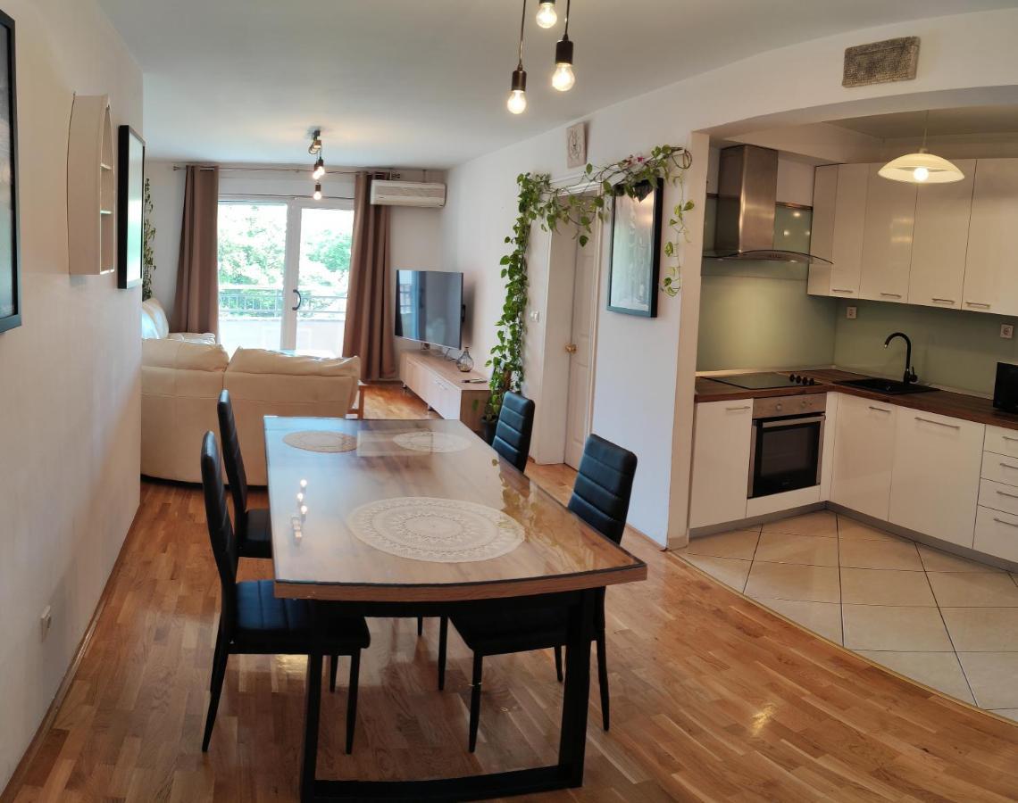 Apartments M&M Makarska Ngoại thất bức ảnh